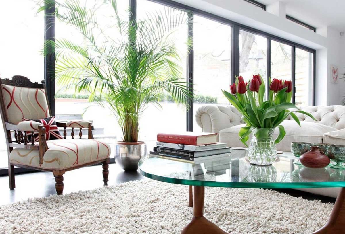 How to step up your home decor with fresh flowers
