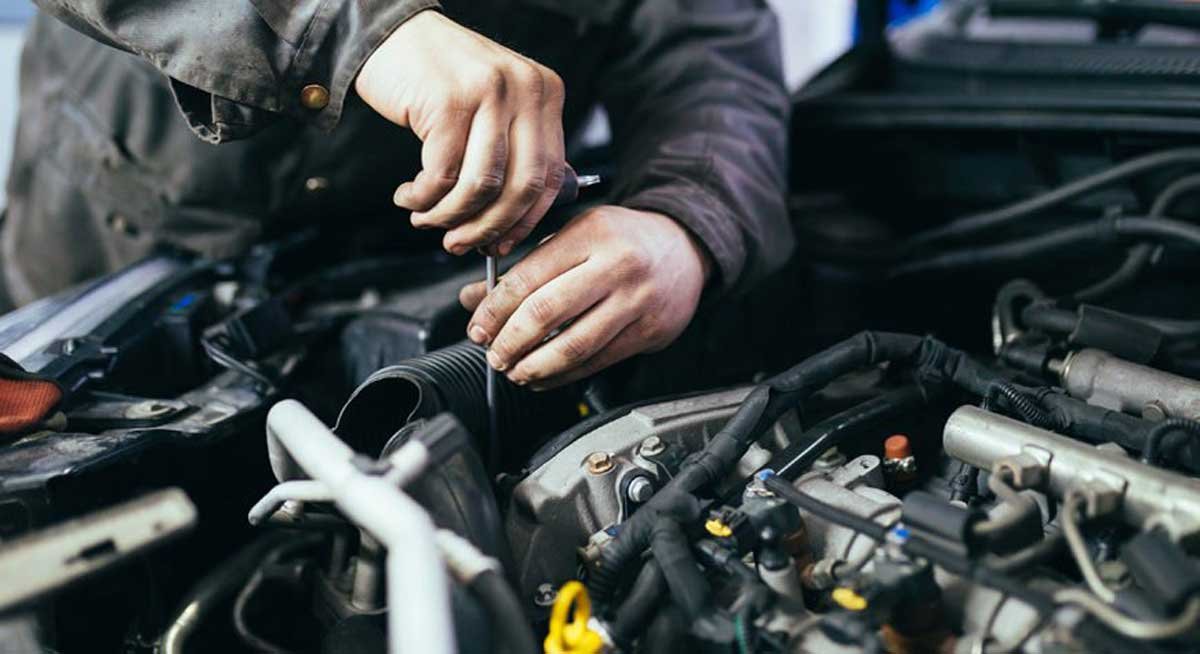 5 Common Signs That You Need an Engine Repair