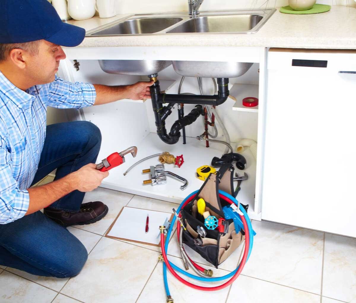 Essential Factors to Consider When Hiring Residential Plumbers