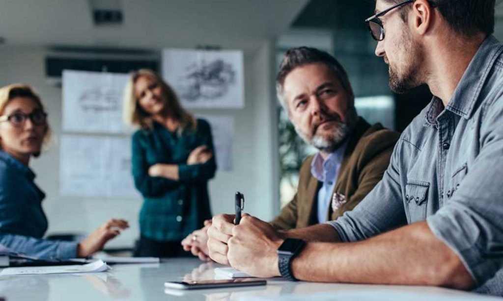 Top Tips for Building Effective Communication with Customers Building Effective Communication