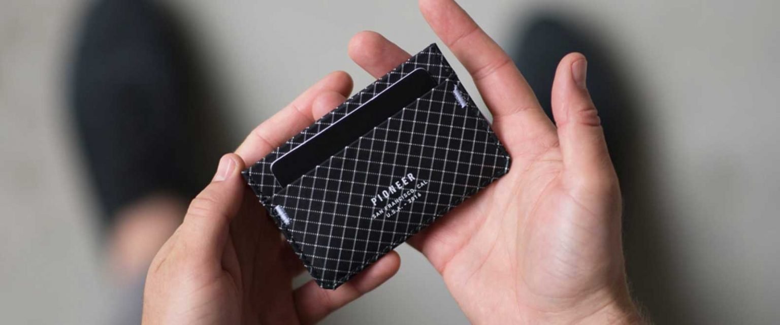 5 Things to consider when selecting a card holder wallet perfect-card-holder-wallet