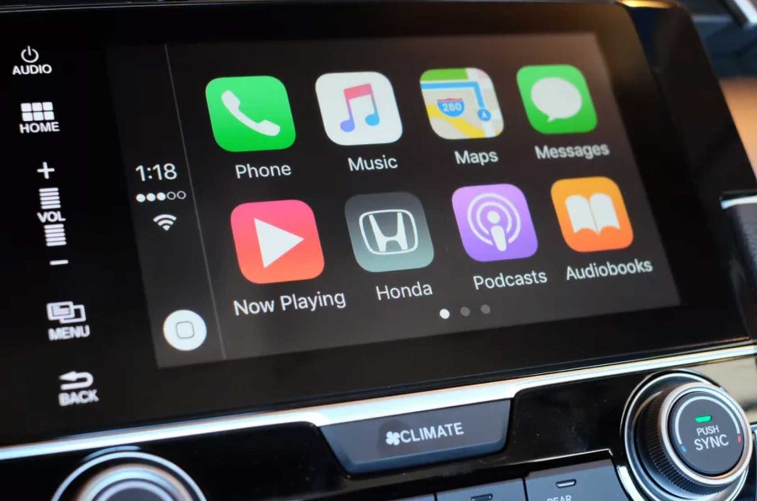 Carfixbook.com Releases Apple CarPlay Buyer’s Guide Apple CarPlay