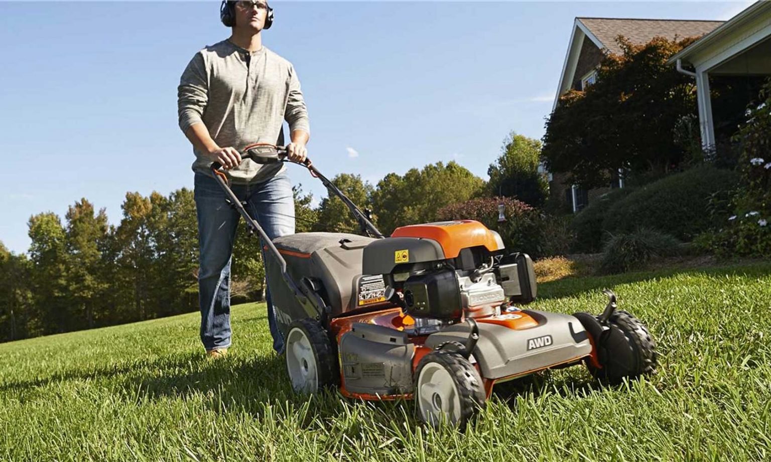 Self-Propelled lawn mower