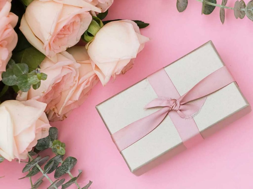 5 Gift Ideas For Peach Lovers