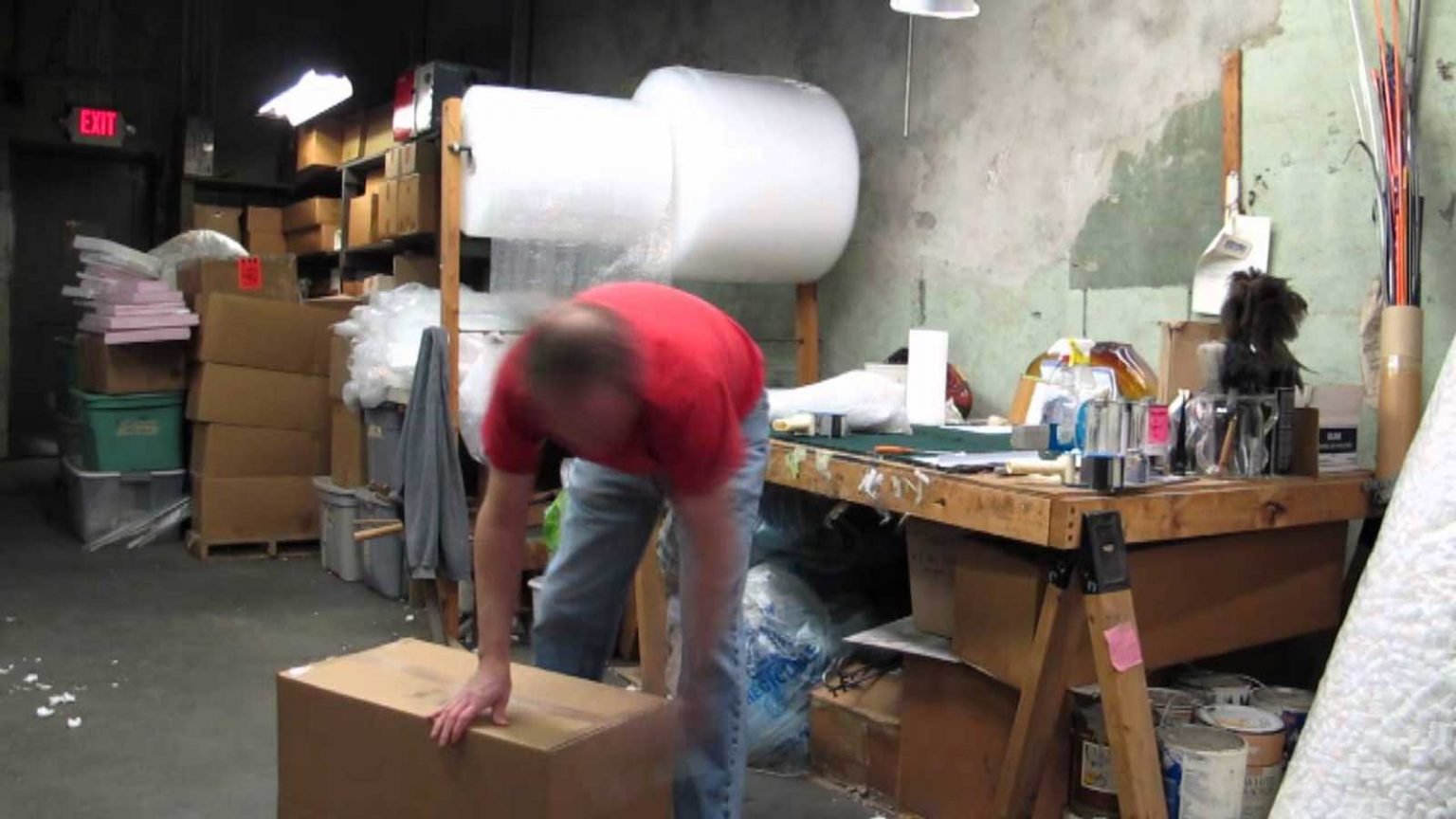 Different Packing Materials Used for Safe Delivery of Glass Artwork Glass Artwork packing