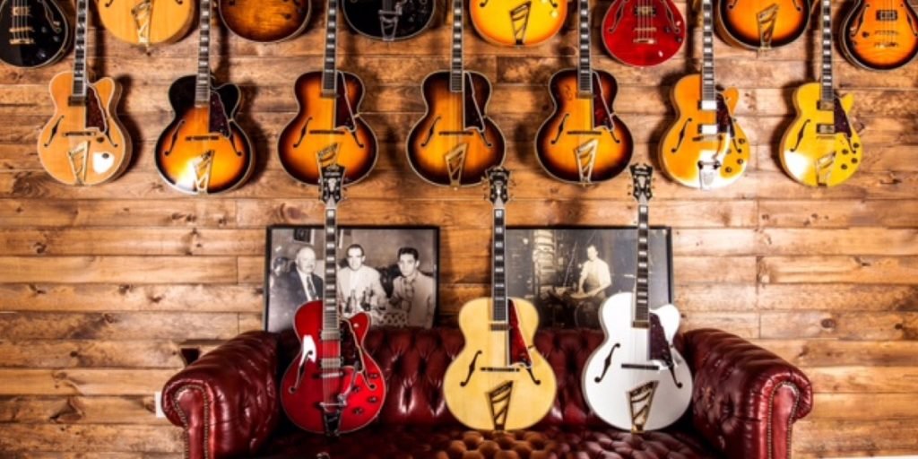 Top 10 Guitar Legends of All Time