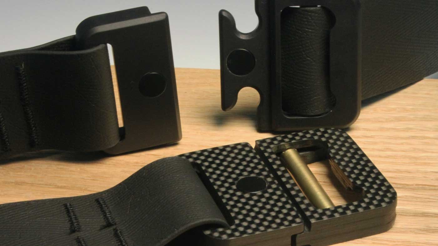 3 benefits of a belt with buckle vs. traditional belt