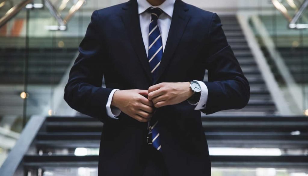 How to become an investment consultant – Know Here! investment consultant