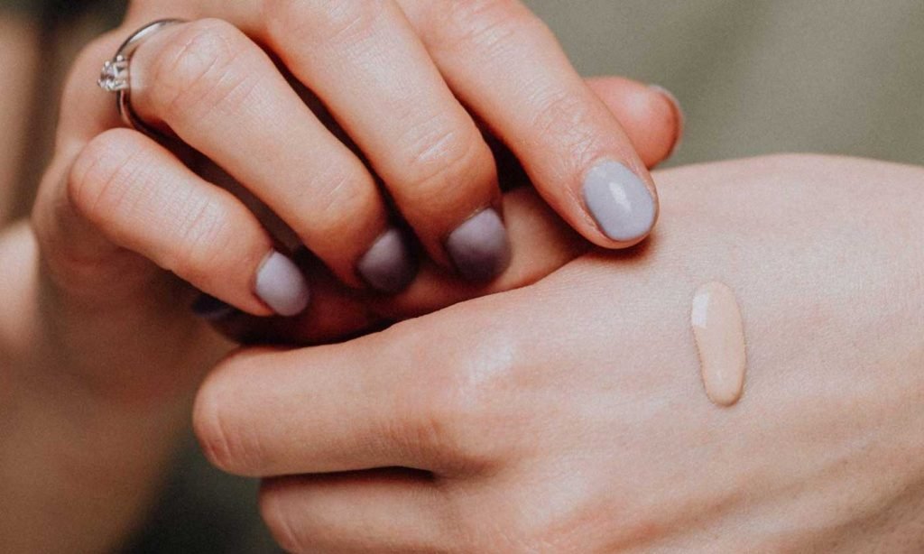 liquid or powder foundation