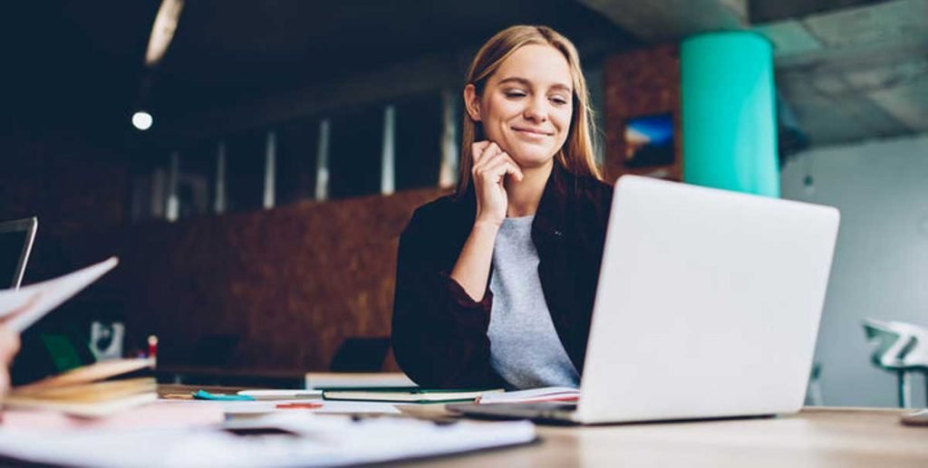Make an Impression at the Beginning of Your IT Career the Beginning of Your IT Career