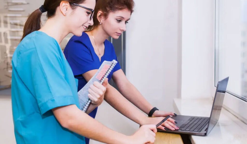 Advancing Your Nursing Career: The Path to Becoming a Nurse Educator Advancing Your Nursing Career